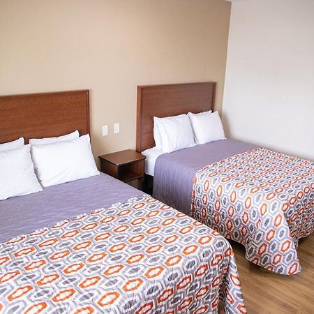 White House Suites Плейнфийлд Екстериор снимка
